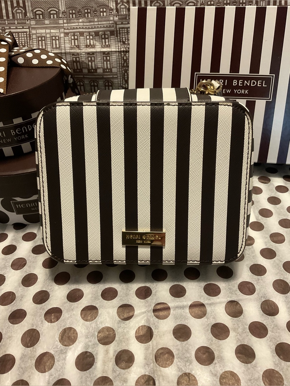 EUC Henri Bendel Centennial Stripes Zippered Travel Jewelry Case